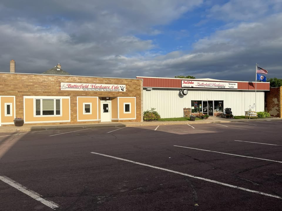 Butterfield Hardware and Cafe