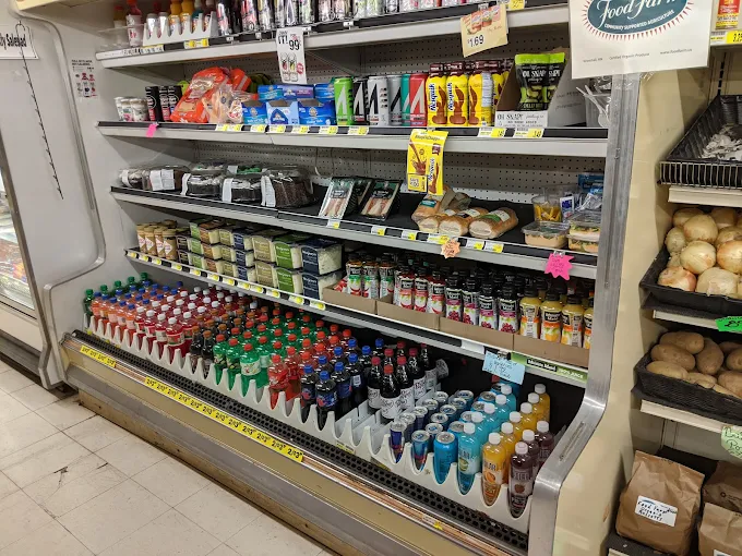 Carlton Meat & Grocery
