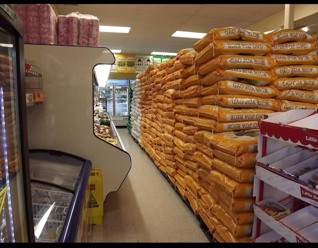 75 Market & Deli Hmong Market