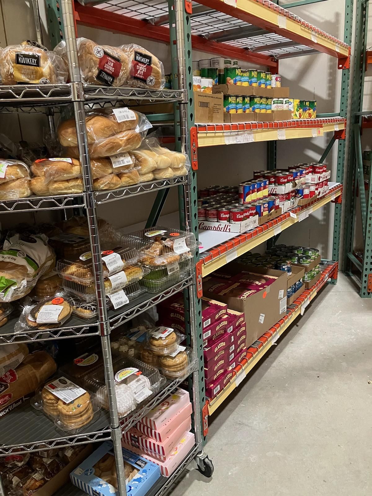 Becker Food Shelf