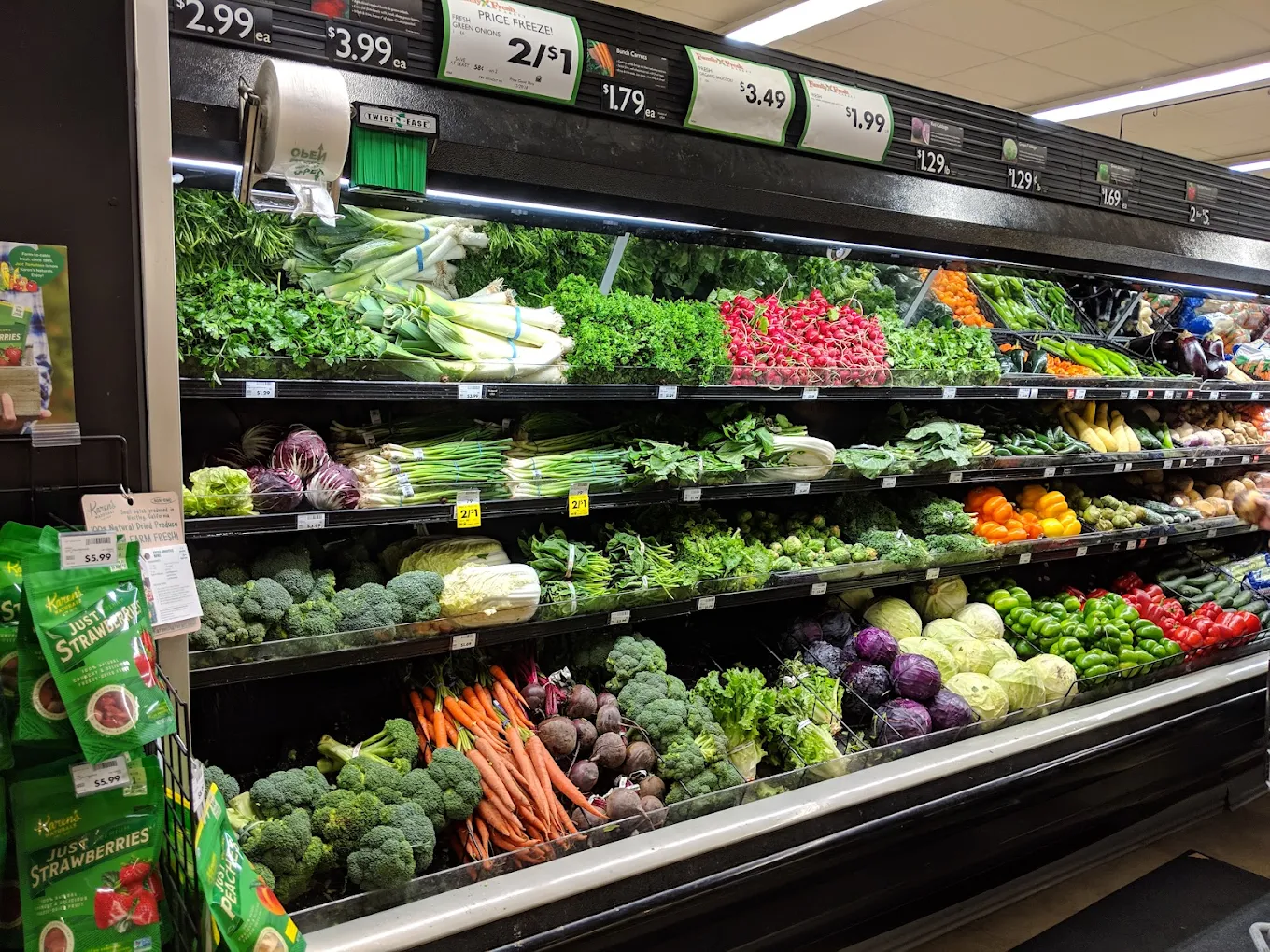 Family Fresh Market - Saint Peter