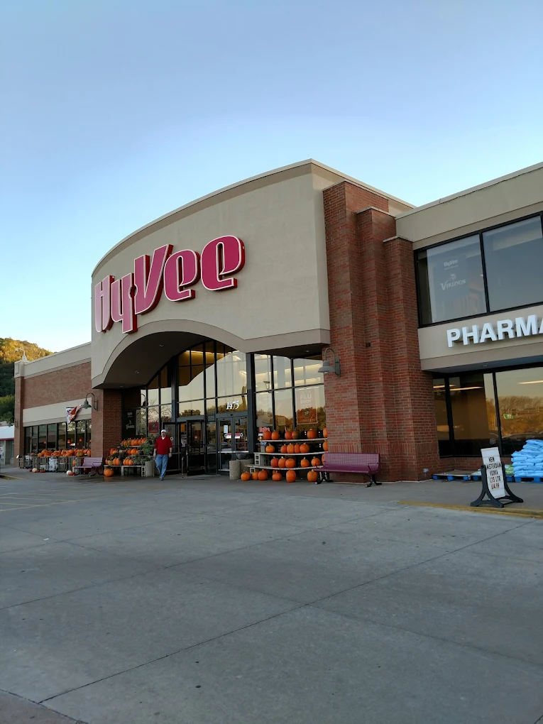 Hy-Vee Food Store - Winona