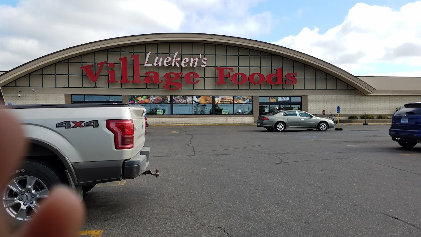Lueken's Village Foods - North