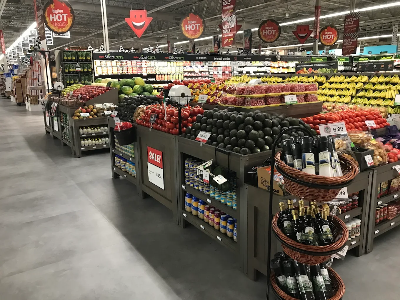 Hy-Vee Food Store - Spring Lake Park