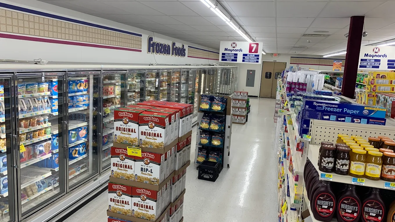 Maynard's Food Center of Westbrook