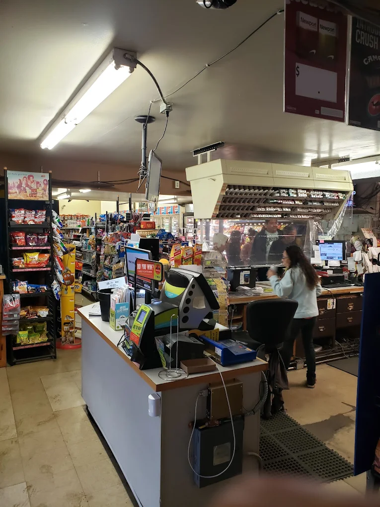 Mac Arthur Village Store
