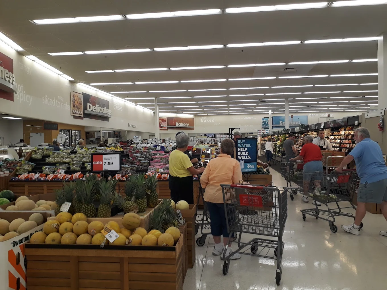 Hy-Vee Food Store - Winona