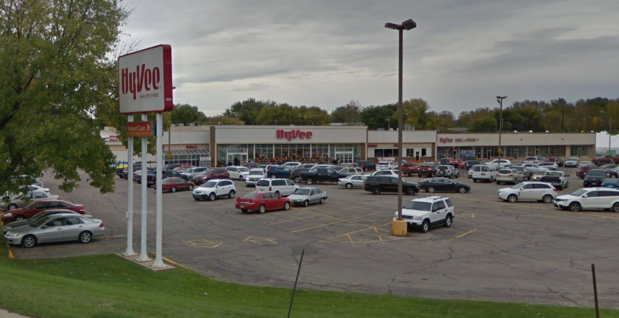Hy-Vee Food Store - New Ulm