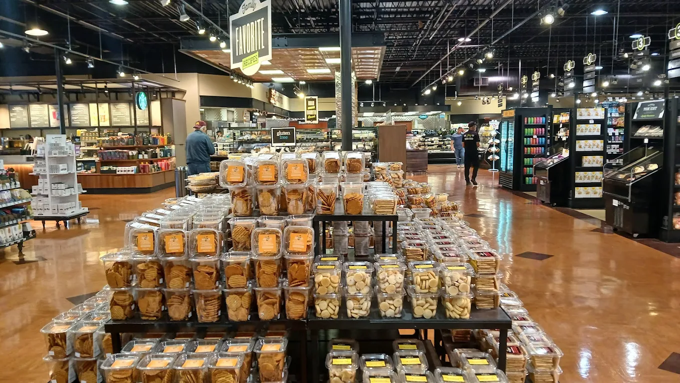 Kowalski's White Bear MKT