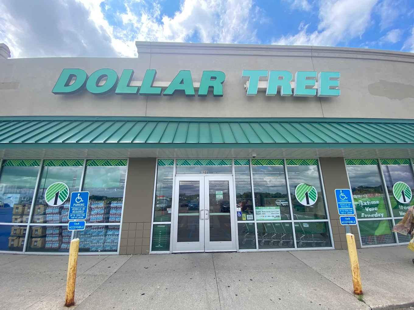 Dollar Tree – Detroit Lakes