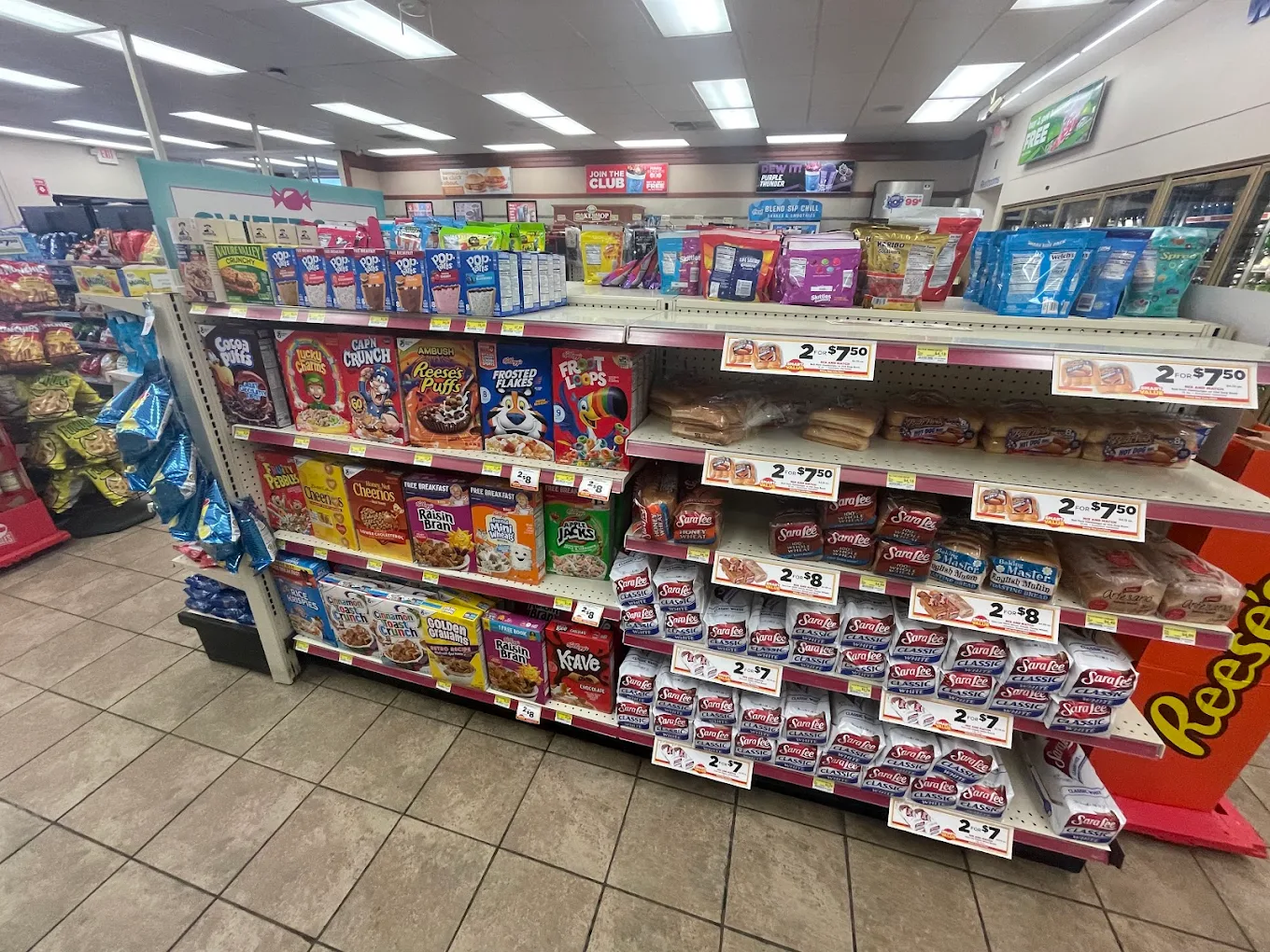 Holiday Stationstore – Rice