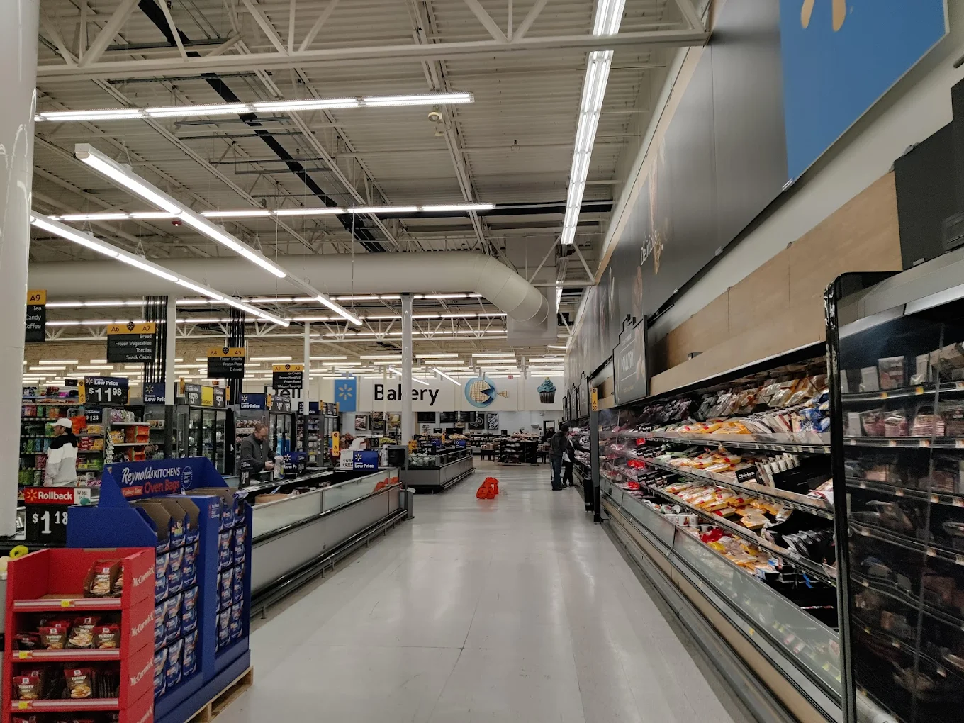 Walmart - Hutchinson