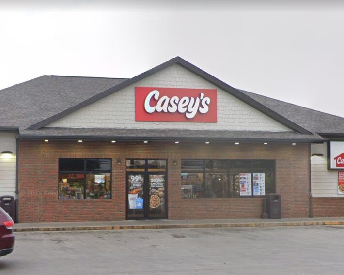Casey’s General Store - Mapleton