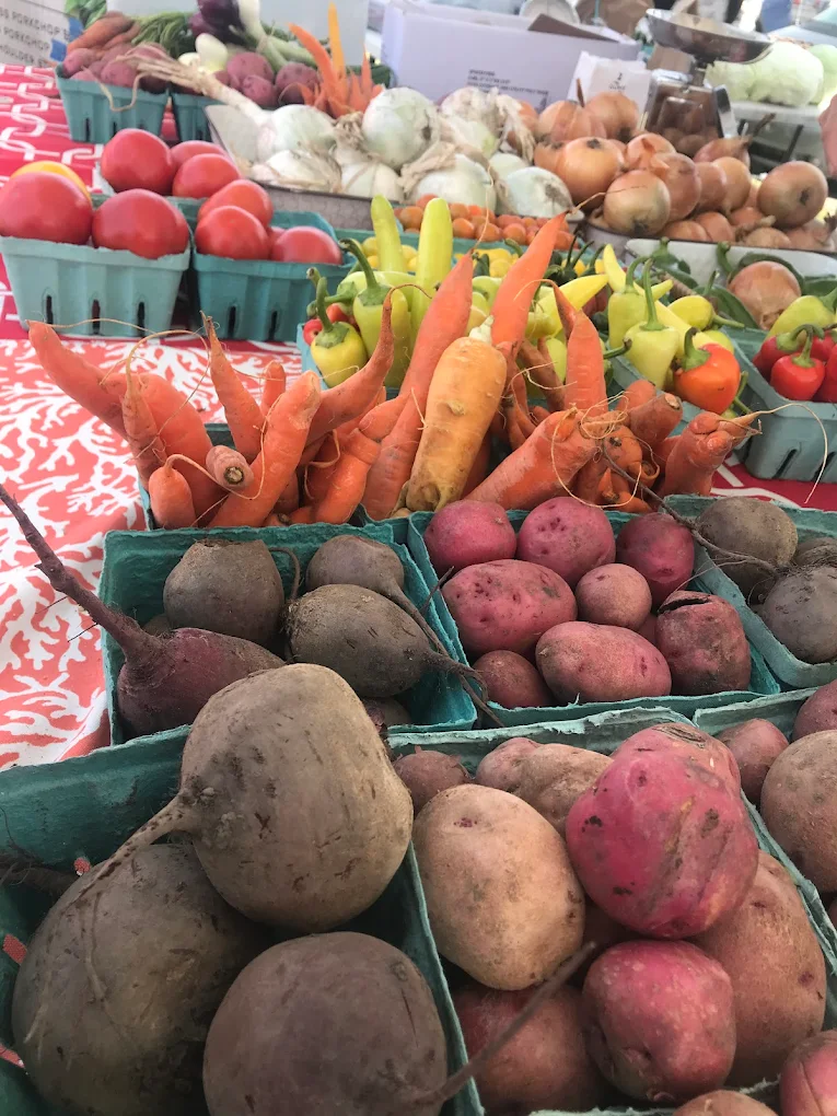 Lakes Area Farmer's Market Cooperative