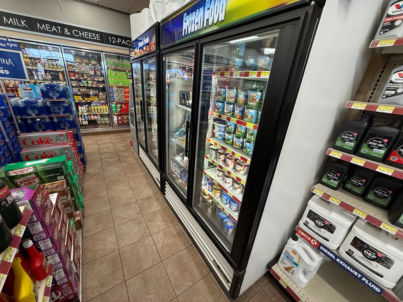 Holiday Stationstore - North Branch 1