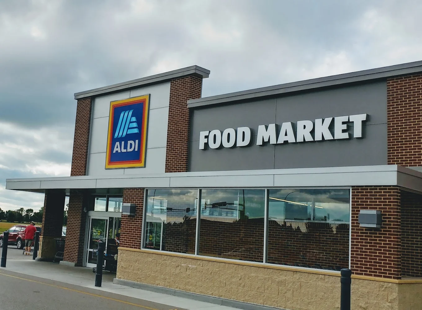 ALDI 833 34th Street N.