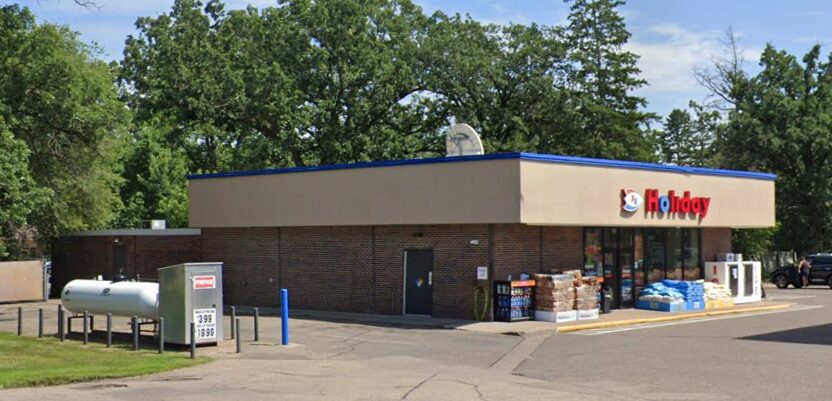 Holiday Stationstore - North Branch 1