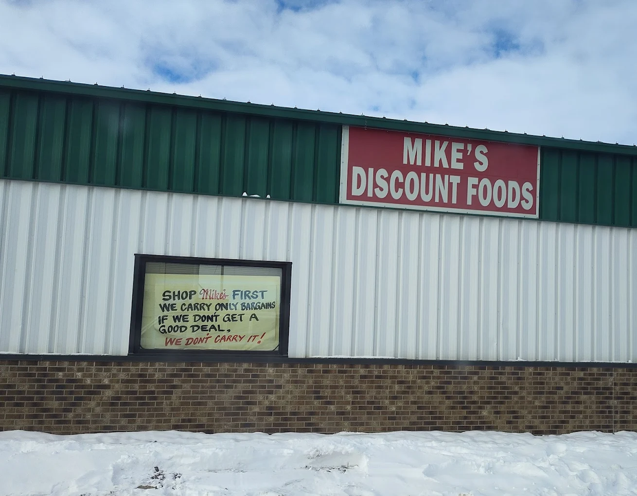 Mike's Discount Food - Comfrey